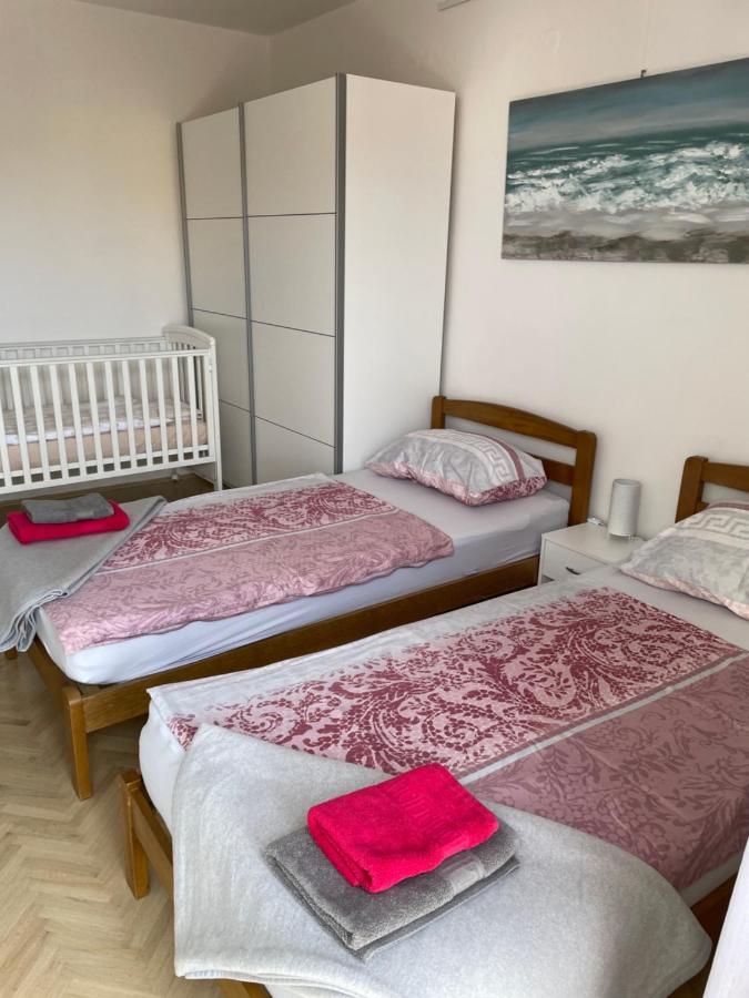 נייביצה Casa Estancia Apartment מראה חיצוני תמונה